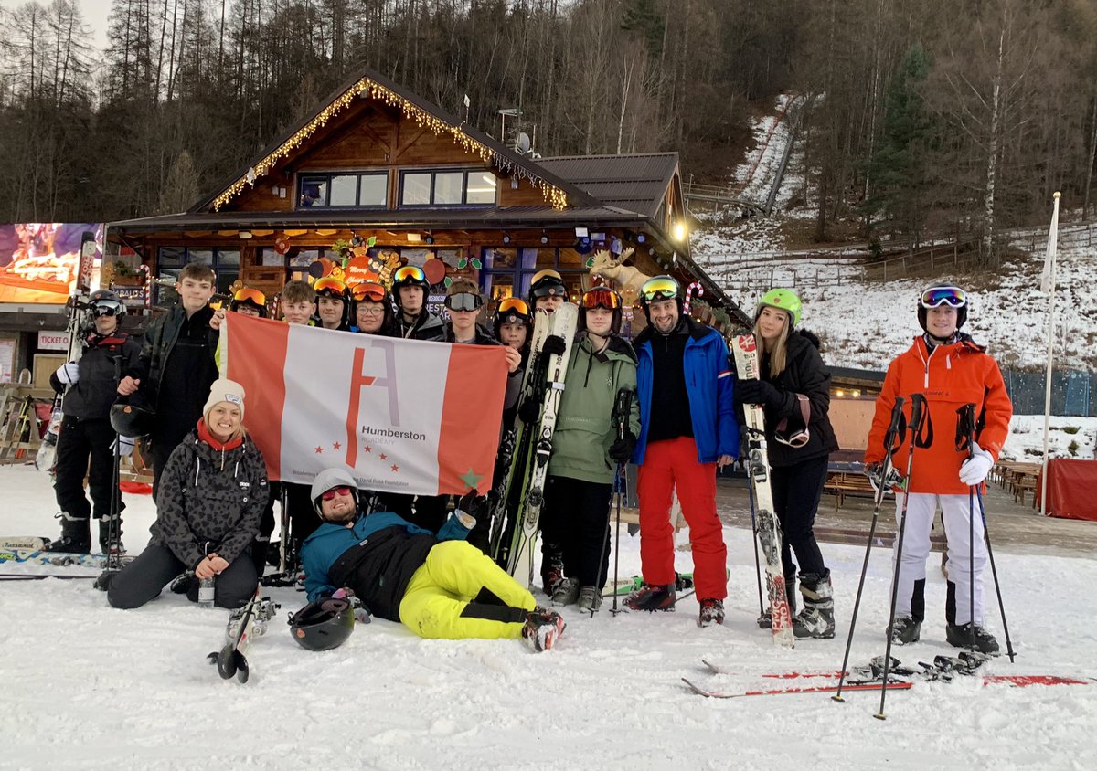HumberstonA's tweet photo. Super proud of our students who have picked up skiing amazingly well. Considering this was their first day on the slopes they have learnt so quickly. Many will be off the nursery slopes by the end of the day tomorrow. 🙌 https://t.co/PCST02OWTB