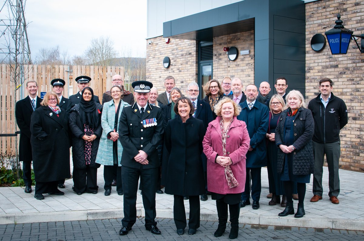 Gwent Police’s new facility in Abergavenny has been formally opened by the Secretary of State for Wales, Jo Stevens, on Monday (16 December).

👉 gwent.pcc.police.uk/en/news-room/n…