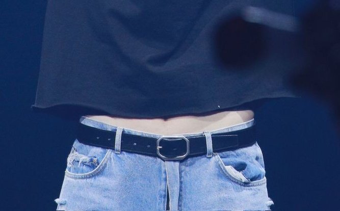yoongigiles93's tweet photo. His details 🫦 https://t.co/5hV8Me30DU