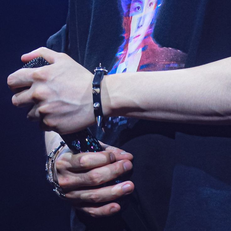 yoongigiles93's tweet photo. His details 🫦 https://t.co/5hV8Me30DU
