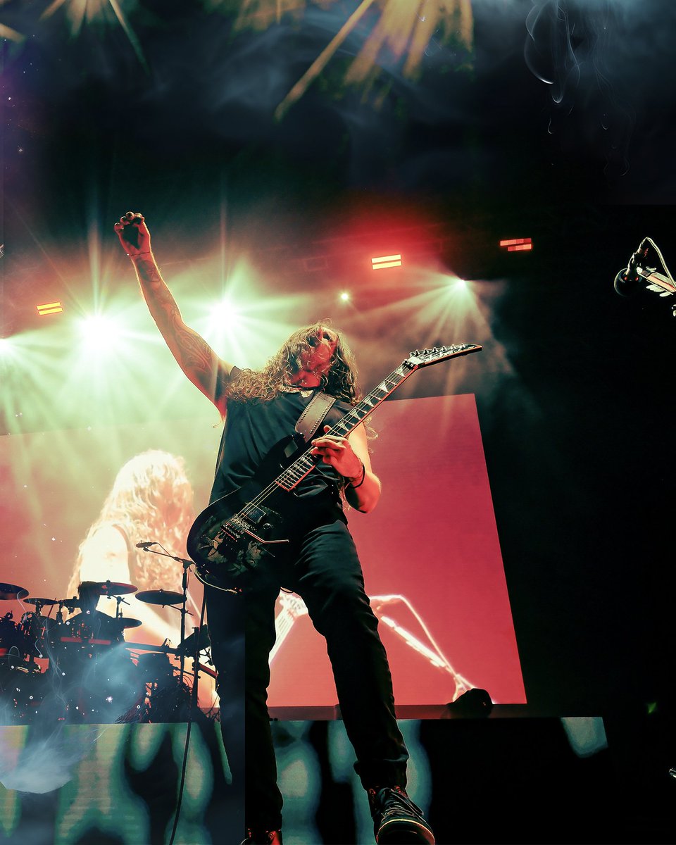 sepulturacombr's tweet photo. Recife, que final de 2024! 🔥 Pesado, barulhento e absolutamente selvagem – nosso último show do ano não poderia ter sido melhor! https://t.co/YtTaDApM1t