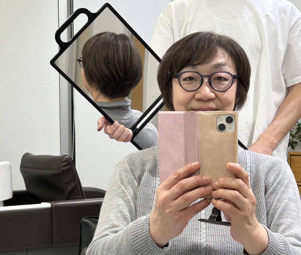 colosop's tweet photo. 久しぶりに美容室/NOWへ

年末年始に向けてヘアカラーとヘアカット
今回は今までよりも少し濃いめの色合いにしました

#美容室NOW
#ヘアカラー
#ヘアカット
#ソプラノ歌手根來加奈 https://t.co/c5APqvKgeI