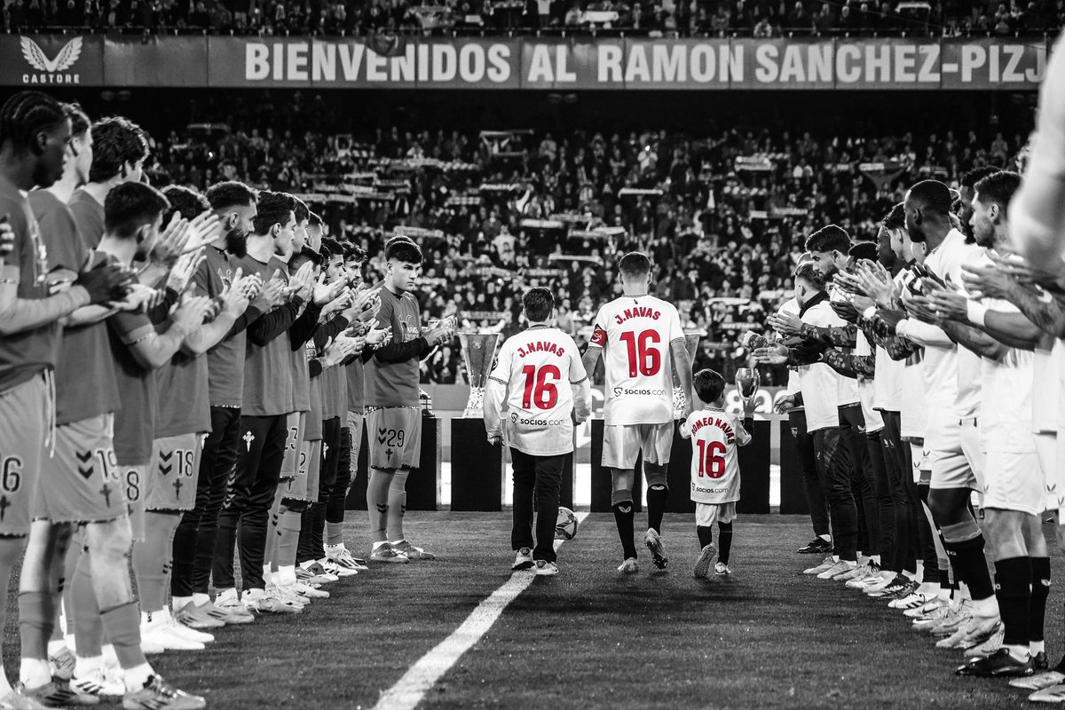 SevillaFC's tweet photo. 🖼️ Pueden enmarcarla. https://t.co/UDxYylKYzD