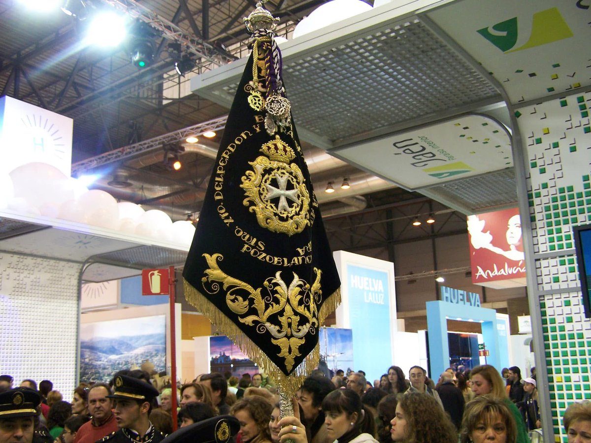 LosdelPerdon's tweet photo. 📸 #retrolosdelperdon - Allá por 2007, nuestra formación tuvo el placer de representar la Semana Santa de Pozoblanco en FITUR, en Madrid

🎼 Llevar el nombre de nuestra localidad a nuevos escenarios es un privilegio que asumimos con el corazón

#losdelperdon  #pozoblanco #cordoba https://t.co/3tmrt9lb8P