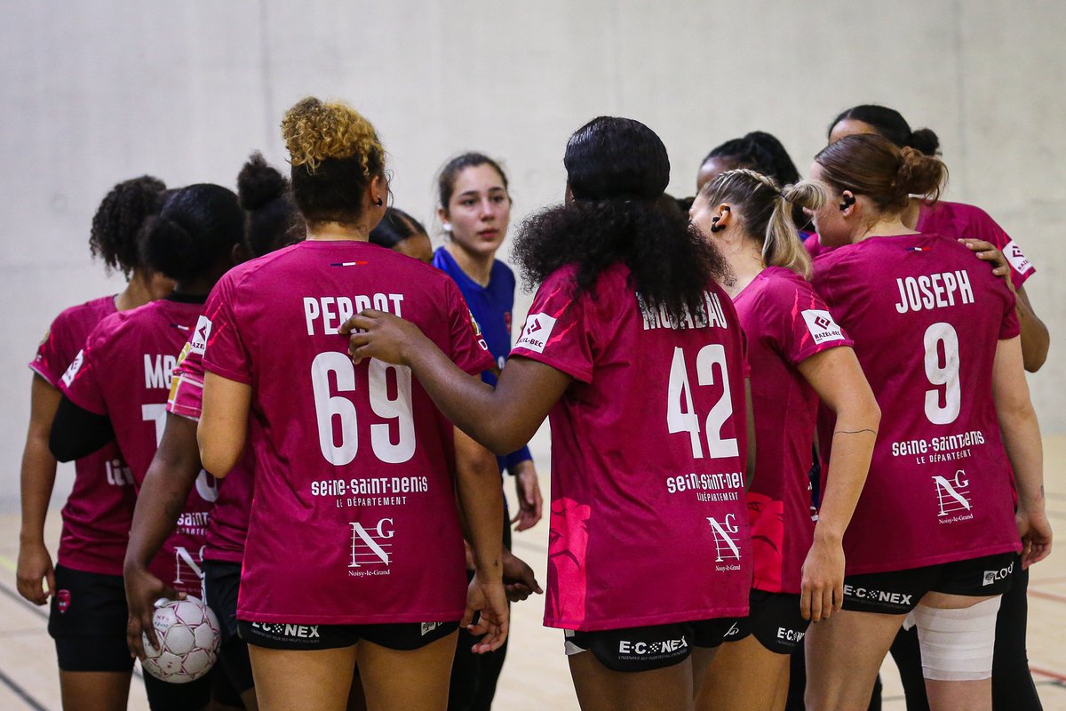 𝗣𝗿𝗼𝗴𝗿𝗮𝗺𝗺𝗲 𝗱𝗲 𝗹𝗮 𝘀𝗲𝗺𝗮𝗶𝗻𝗲 📅
Lundi : 🏋️‍♀️ + 🤾‍♀️
Mardi : 🤾‍♀️
Mercredi : 🤾‍♀️
Jeudi : 🤾‍♀️
Vendredi : match 🆚 𝗥𝗼𝘂𝗲𝗻 à 20h30 au Clos de l'Arche
Samedi : 💤
Dimanche : 💤

🎟️ Votre billet ici : helloasso.com/.../noisy-le-g…...

💜🖤