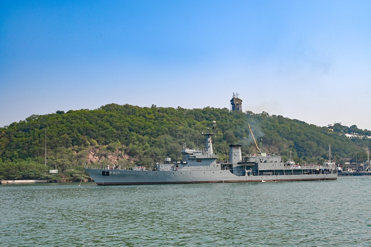 SpokespersonNavy (@indiannavy) on Twitter photo #SLINEX2024
The 11th edition of IN-SLN bilateral Maritime Exercise SLINEX-24 is scheduled at #Visakhapatnam from 17 - 20 Dec 24. Being conducted in two phases:
Harbour Phase from 17-18 Dec 24
Sea Phase from 19-20 Dec 24.
#IndianNavy welcomes <a href="/srilanka_navy/">Sri Lanka Navy</a> Ship SLNS Sayura to #SLINEX2024
The 11th edition of IN-SLN bilateral Maritime Exercise SLINEX-24 is scheduled at #Visakhapatnam from 17 - 20 Dec 24. Being conducted in two phases:
Harbour Phase from 17-18 Dec 24
Sea Phase from 19-20 Dec 24.
#IndianNavy welcomes <a href="/srilanka_navy/">Sri Lanka Navy</a> Ship SLNS Sayura to