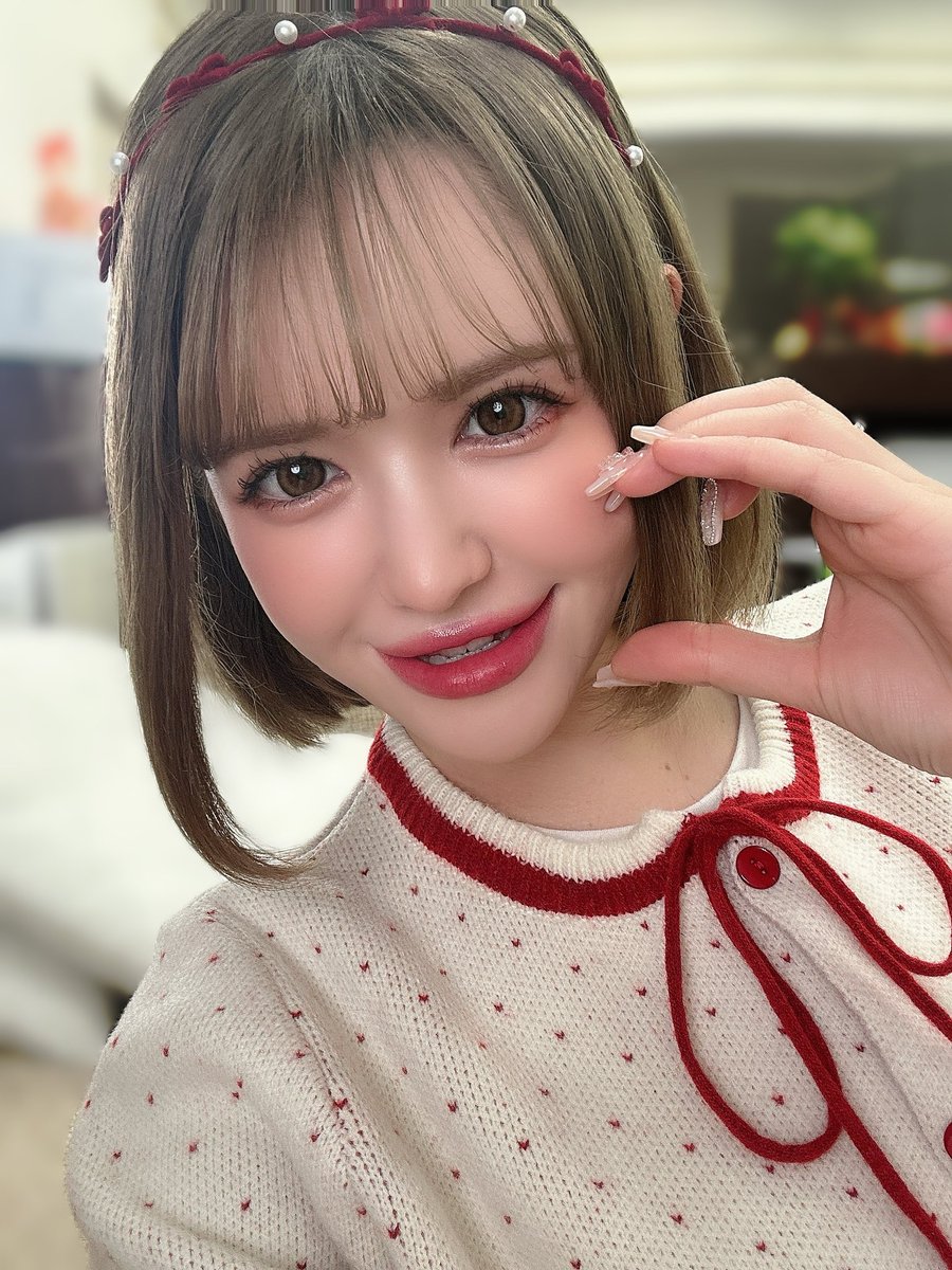 オンラインイベントありがとう❣️
とっても楽しかったね❣️❤️

少しクリスマスぽいお洋服着てみたよ🧑🏻‍🎄