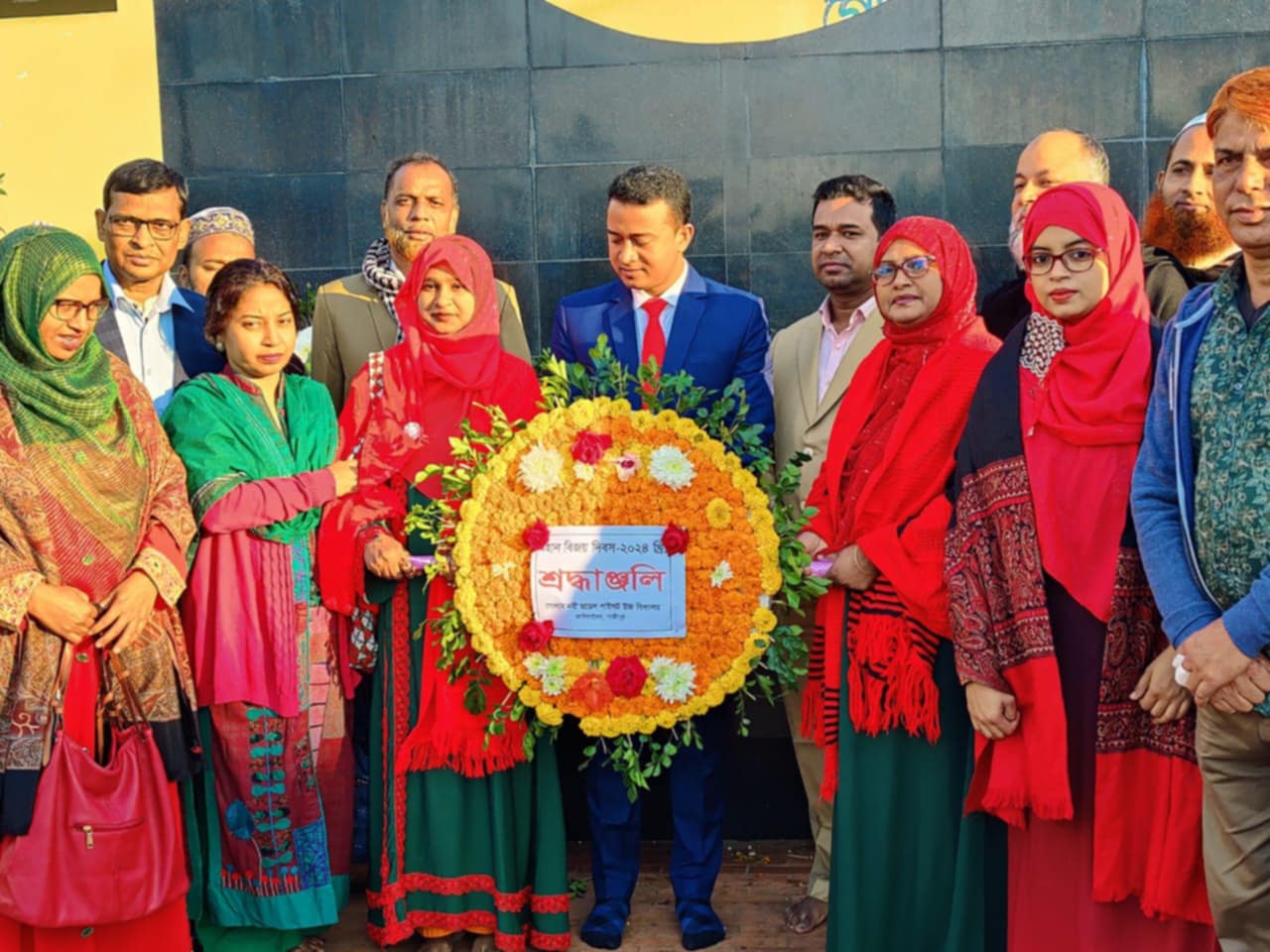 কালিয়াকৈরে যথাযোগ্য মর্যাদায় বিজয় দিবস পালন