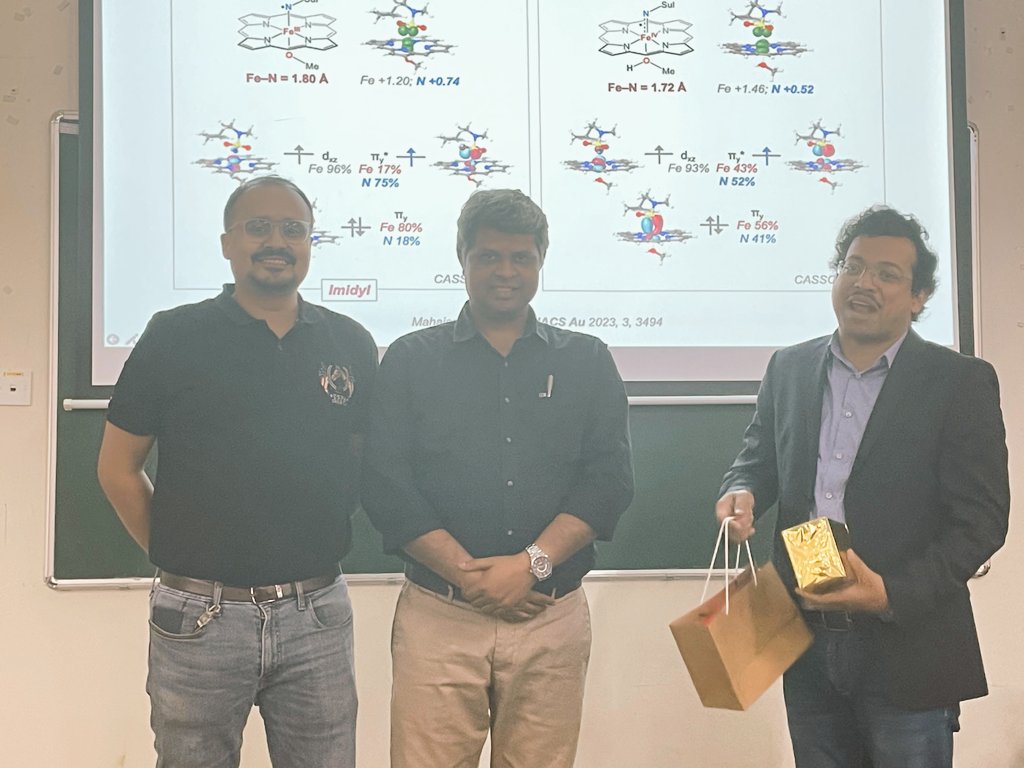 cicg_group's tweet image. Glad to host @CompCatLab (Prof. Bhaskar Mondal). His lecture on “Electronic structure and reactivity of metal nitrenoid species” was truly enlightening. #CASSCF #Electronic structure #Open shell systems #Bioinspired catalysis.@cicg_group @CHYIITH @IITHyderabad @SaurabhKS88