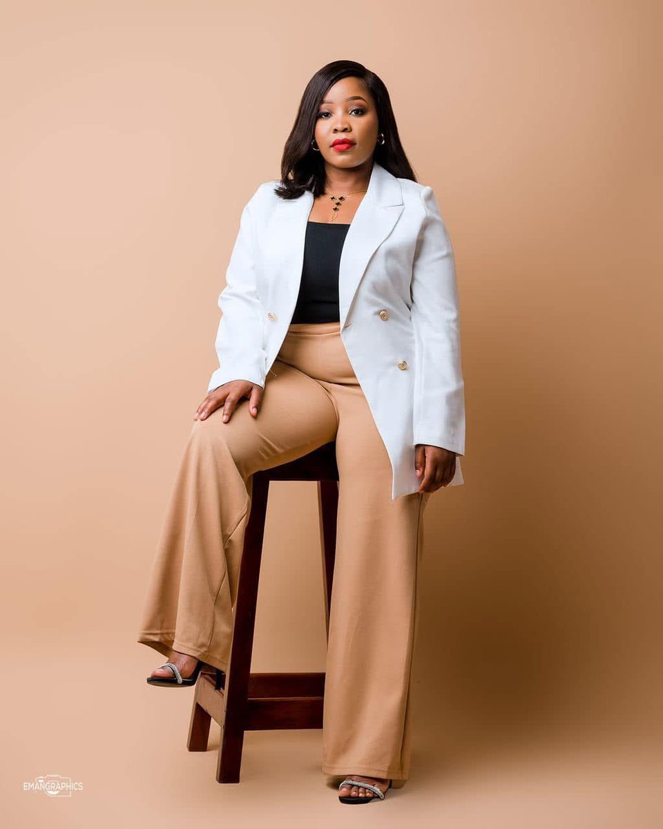 SkyzMetroFM's tweet photo. Turn up the vibes on the #MetroDrive with the one and only Mandazi Queen, Taboka Nleya

Bringing you the best music and the hottest conversations to keep you going until 6PM.

Your drive just got better—don’t miss it 🚗💨

🎧 100.3 FM

🌐 https://t.co/V5XH4PAH8P 

🌎 https://t.co/Z9phrS710b

📱 https://t.co/T2XSm328rQ

@TabokaNleya2 

#Esabantu
#BeyondTheSky