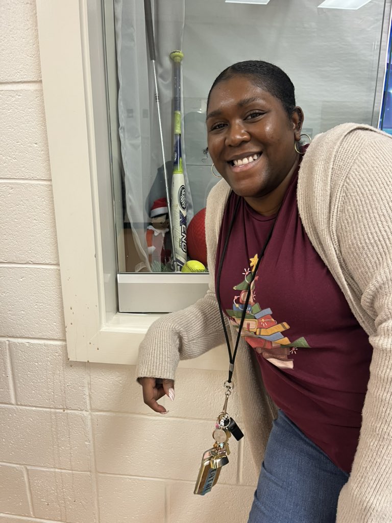 Stephenie Watson (@mswatson54) on Twitter photo Hey Rocky 👋🏾 <a href="/RCE_HCS/">RCE_HCS</a> #12daysofchristmas #GameChanger Hey Rocky 👋🏾 <a href="/RCE_HCS/">RCE_HCS</a> #12daysofchristmas #GameChanger