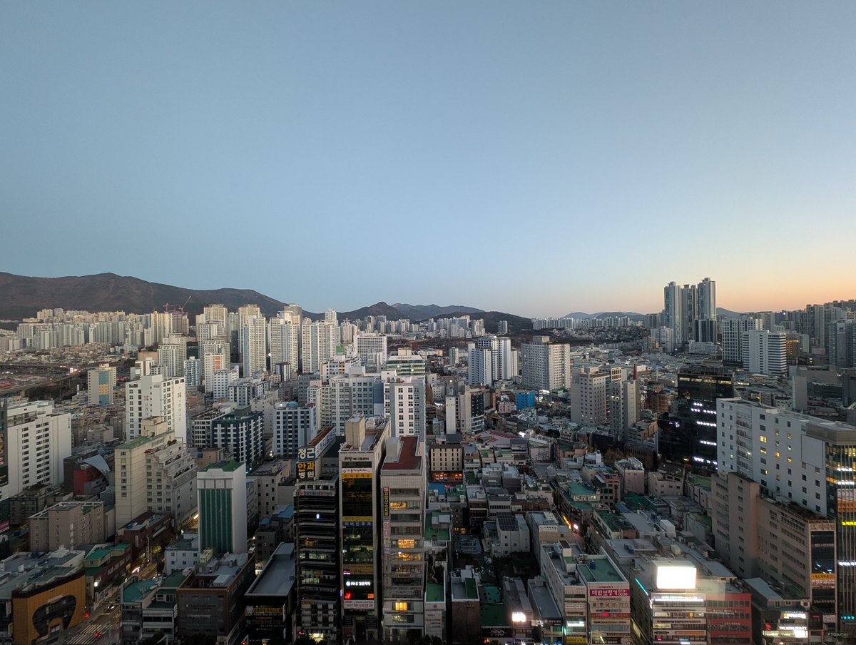 chinghuisia's tweet image. Congratulations to Prof. Kim Moo Hyun on a successful @JCRBusan 2024! Honored to join as a panelist for 'Translational Research' and as speaker/panelist for 'Future Cardiology &amp;amp; Cardio-Metabolics' on 'The Heart-Brain Axis.' Fantastic science, connections, and hospitality!