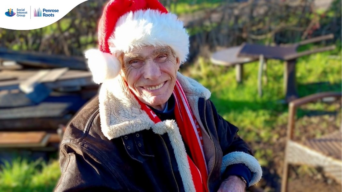 Let's work together to keep our doors open this winter so that vulnerable people in Luton don't feel alone. 

Join us in supporting our Christmas campaign: ow.ly/jWXw50UpIML 🎄
❤️#CommunitySupport #Luton #MentalHealth #EndLoneliness