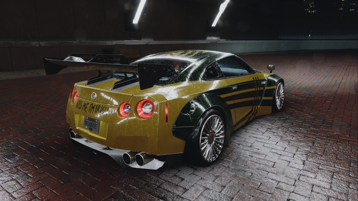 CrimsonSkye01's tweet photo. OMG Ronnie..
Wat a pain to find it but alas, I got it in my storage. 
Ronnie's Nissan R35 GTR?
Weird choice but it is what it is
Heavy and very flashy
Blacklist #2
#NFSUnbound #NFSPhoto https://t.co/R9AJgWMjQN