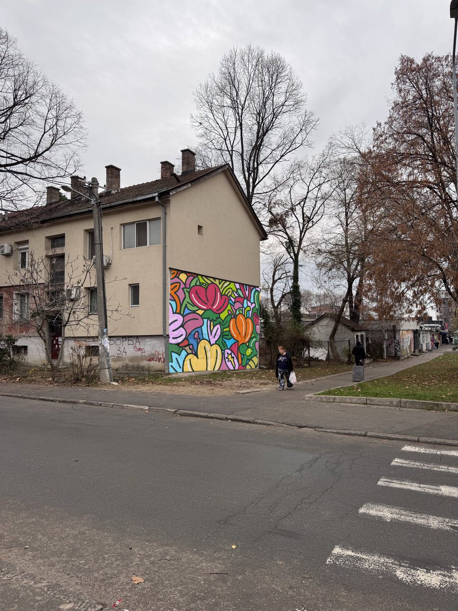 Molim repost. Želim da napravim dobrotvorni mural na ovaj sgrade. Treba mi kontakt upravnika sgrade. Šta mislite da li ovo moguce? 

Adresa: Vjekoslava Kovaća 2, Zvezdara, Beograd

mural.rs