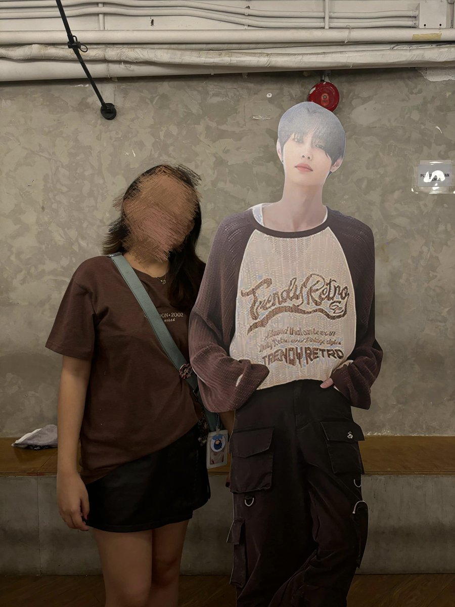 fieryhoon's tweet photo. had so much fun last saturday !! 
thank u @tooursevEN for organizing this cse and thank u @mysolace23 for the free kit 💗 won a two sunghoon pc  from bringme.  tysm :'')

#LovingHoonIsRed https://t.co/8SVIzTX9Q1