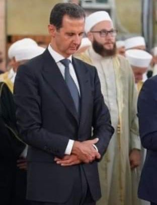 ما عذرك يا تارك الصلاة وانت ترى الشيطان يصلي بخشوع ؟

#بشار_الأسد #سوريا_الان