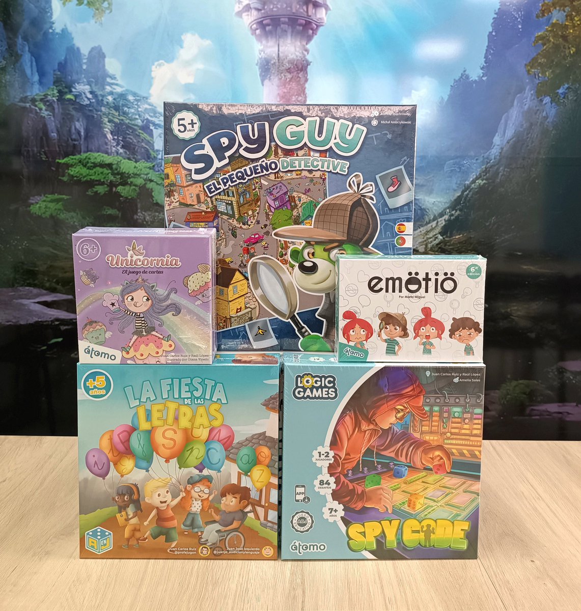 La Torre Mágica (@la_torre_magica) on Twitter photo Reposición y novedades de <a href="/atomoeditorial/">Átomo Games</a> 😍👏🏼
#LaTorreMágica #JuegosDeMesa #RegalosNavideños #atomogames #DiversiónEnFamilia Reposición y novedades de <a href="/atomoeditorial/">Átomo Games</a> 😍👏🏼
#LaTorreMágica #JuegosDeMesa #RegalosNavideños #atomogames #DiversiónEnFamilia