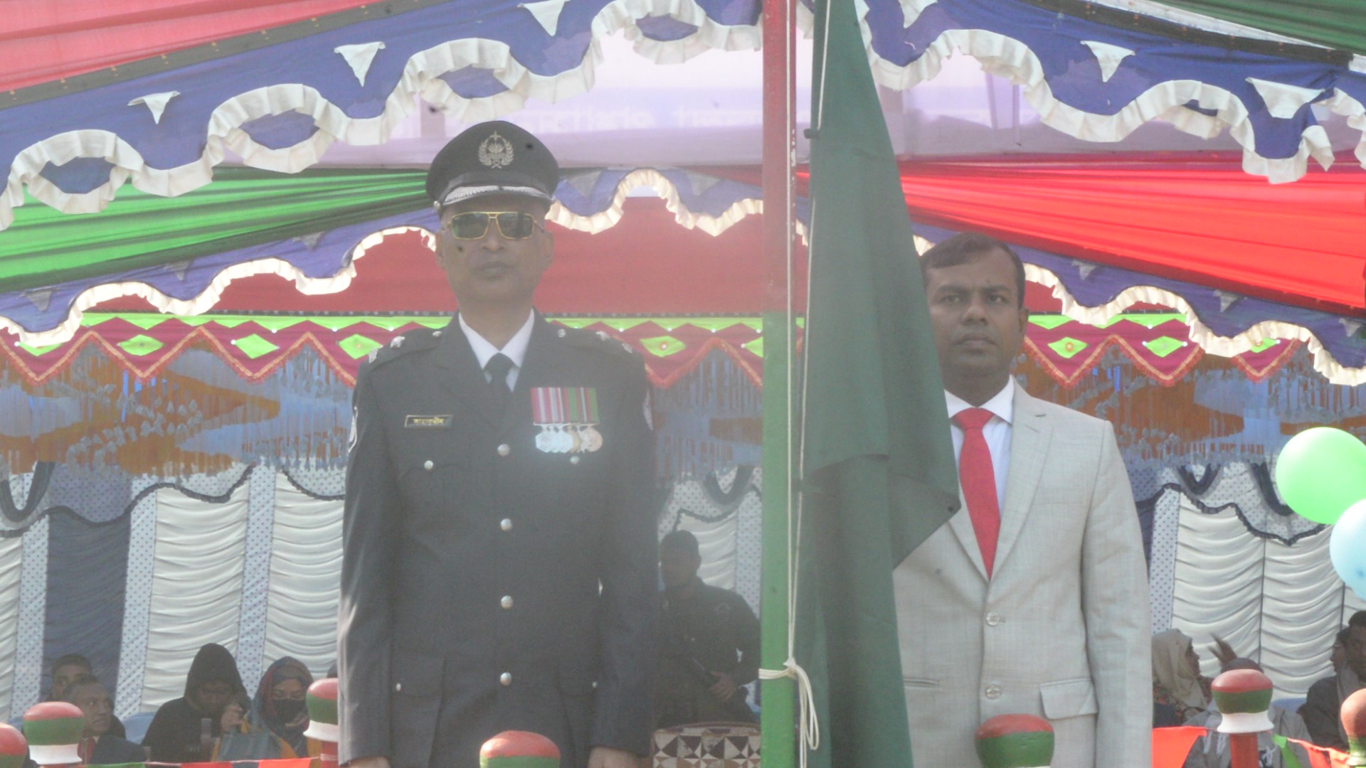 আত্রাইয়ে বিজয় দিবস উদযাপন-মুক্তিযোদ্ধা ও শহিদ পরিবারের সদস্যদেরকে সংবর্ধনা