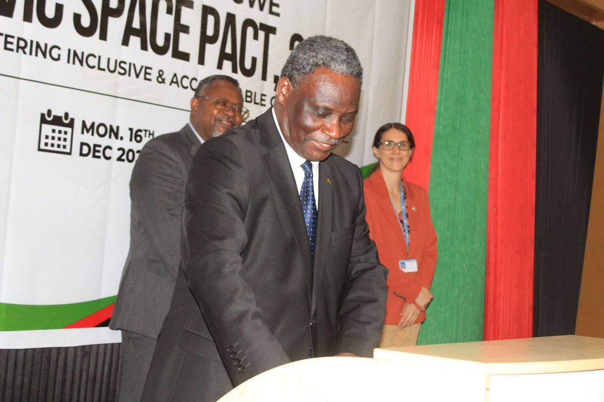 Africa Judges & Jurists Forum (@africanjurists) on Twitter photo AJJF Legal Advisor <a href="/tsunga_arnold/">ARNOLD TSUNGA</a> witnessing Hon. Rizine Mzikamanda, SC, Chief Justice of Malawi sign the Lilongwe Civic Space Pact 2024.
#ruleoflawandcivicspace #democraticgovernance #lilongwecivicspacepact
<a href="/AfrikParliament/">PanAfricanParliament</a>
<a href="/AfricaDefenders/">AfricanDefenders</a>
<a href="/achpr_cadhp/">African Commission on Human and Peoples' Rights</a>
<a href="/MaryLawlorhrds/">Mary Lawlor UN Special Rapporteur HRDs</a> AJJF Legal Advisor <a href="/tsunga_arnold/">ARNOLD TSUNGA</a> witnessing Hon. Rizine Mzikamanda, SC, Chief Justice of Malawi sign the Lilongwe Civic Space Pact 2024.
#ruleoflawandcivicspace #democraticgovernance #lilongwecivicspacepact
<a href="/AfrikParliament/">PanAfricanParliament</a>
<a href="/AfricaDefenders/">AfricanDefenders</a>
<a href="/achpr_cadhp/">African Commission on Human and Peoples' Rights</a>
<a href="/MaryLawlorhrds/">Mary Lawlor UN Special Rapporteur HRDs</a>