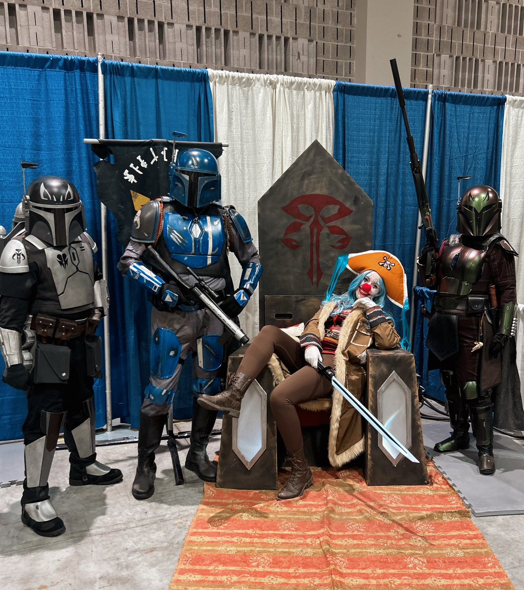 KaybeeCosplays's tweet image. first ever cosplay contest! 
whose your favorite one piece character? 🤔 

@OnePieceAnime @OceanCityComic #cosplay #comiccon #onepiece #buggy