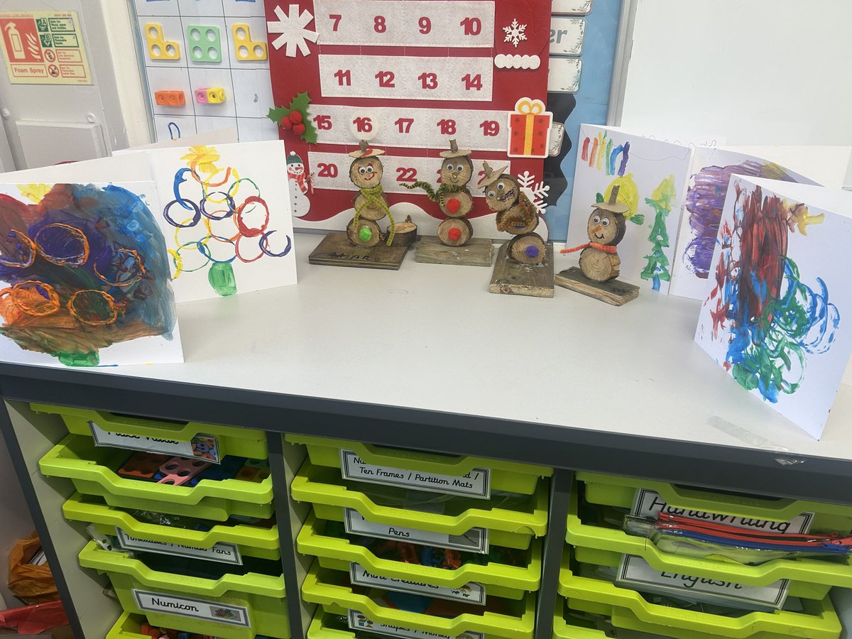 AWardEng1's tweet photo. Fantastic wooden snowmen and Christmas cards made by Dolphins class @EngageAcademyUK @EthosAcadTrust https://t.co/yuzqlSP2wI