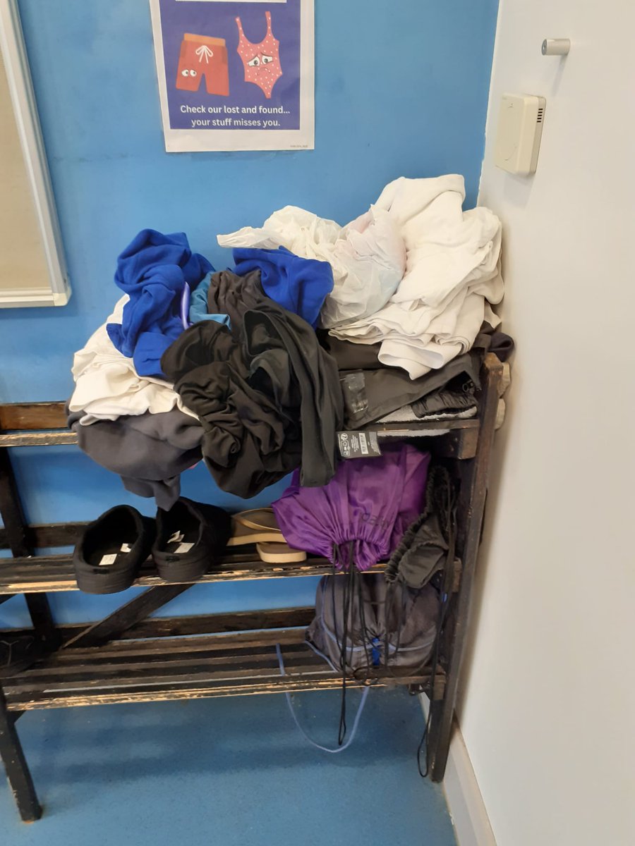 gaytonpool's tweet photo. This is our lost property basket, recognise anything? 👀

Please email office@lsst.org.uk or call 01332 773755 before Saturday 21st December to reclaim your items before they go to charity. 

Thank you, Gayton Pool Team 😀 https://t.co/zPqwsj9giD