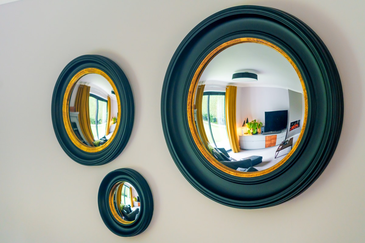 NicheCom tweet media