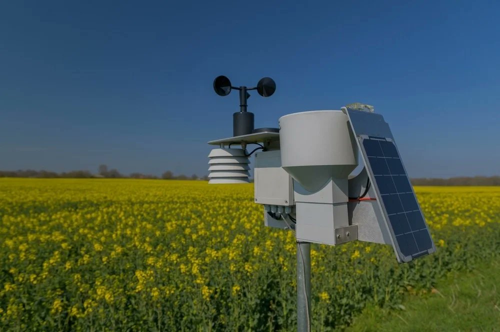 murungiestelle's tweet photo. Exciting news for farmers in Nebbi! The Ministry of Agriculture, Animal  Industry and Fisheries @MAAIF_Uganda  is set to install a new weather  forecasting station. This is part of a nationwide initiative to enhance  agricultural practices across 69 districts. 🌧️🌱 https://t.co/vnDaLGUIPk