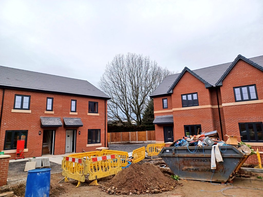 Gavin White tweet media