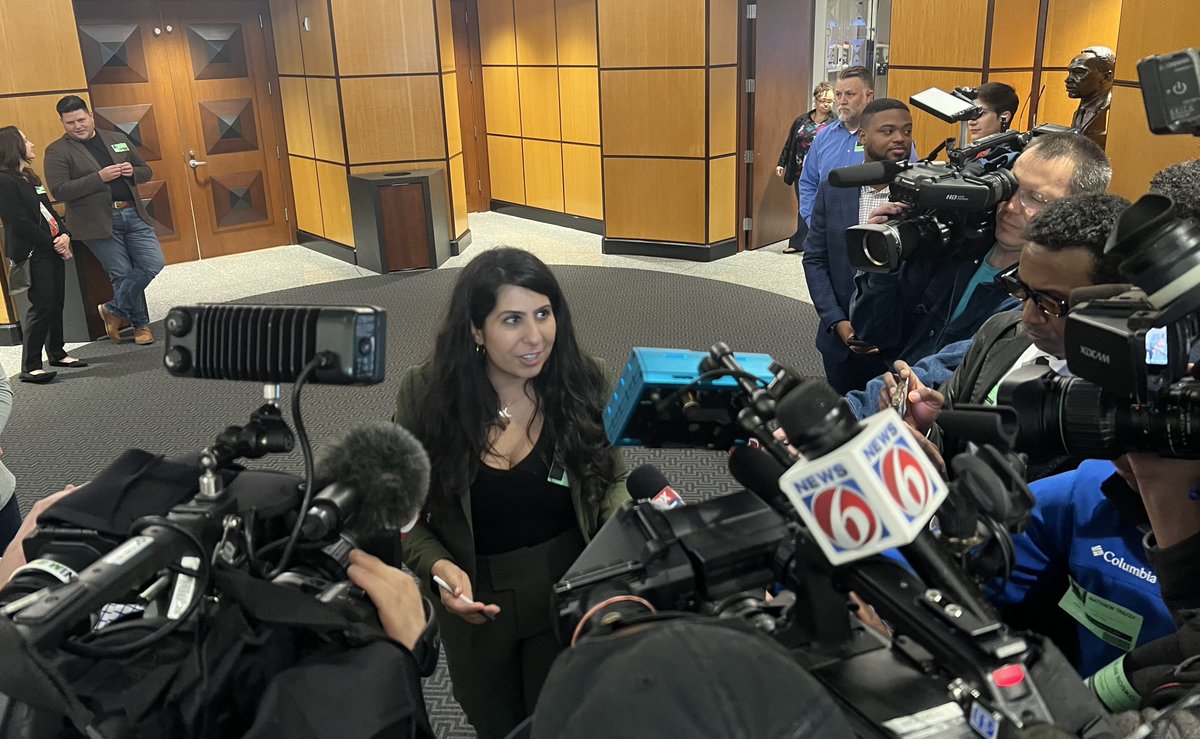 Senator Carlos Guillermo Smith tweet media