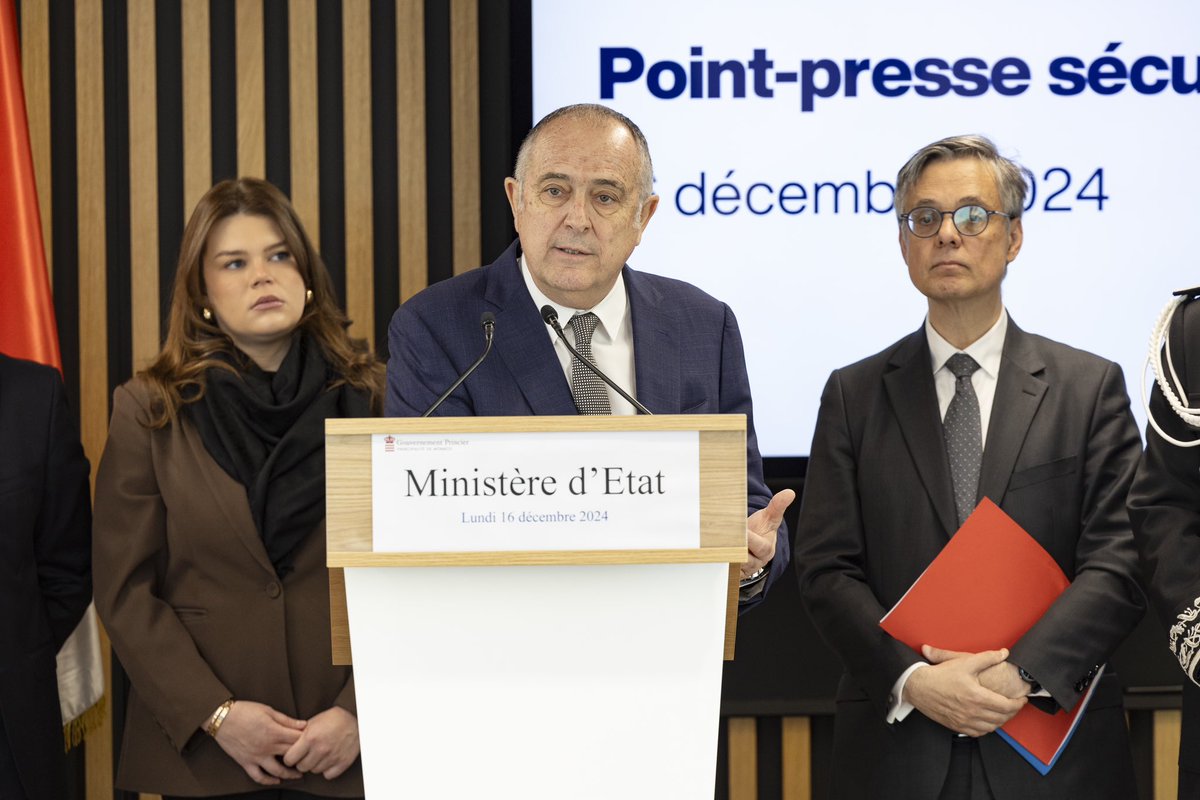 Sécurité routière : « Monaco, c’est la fête, c’est la joie. On peut boire mais dans ce cas on ne conduit pas, on va être intransigeant »
<a href="/dguillaume26/">Didier GUILLAUME</a> face à la presse
#boireouconduire #besafe #sécuritéroutière #Noëlensécurité
 <a href="/IBerroAmadei/">Isabelle Berro-Amadeï</a> <a href="/CRobino_MC/">Christophe ROBINO</a> <a href="/CamilleRoseGott/">CamilleRoseGottlieb</a>