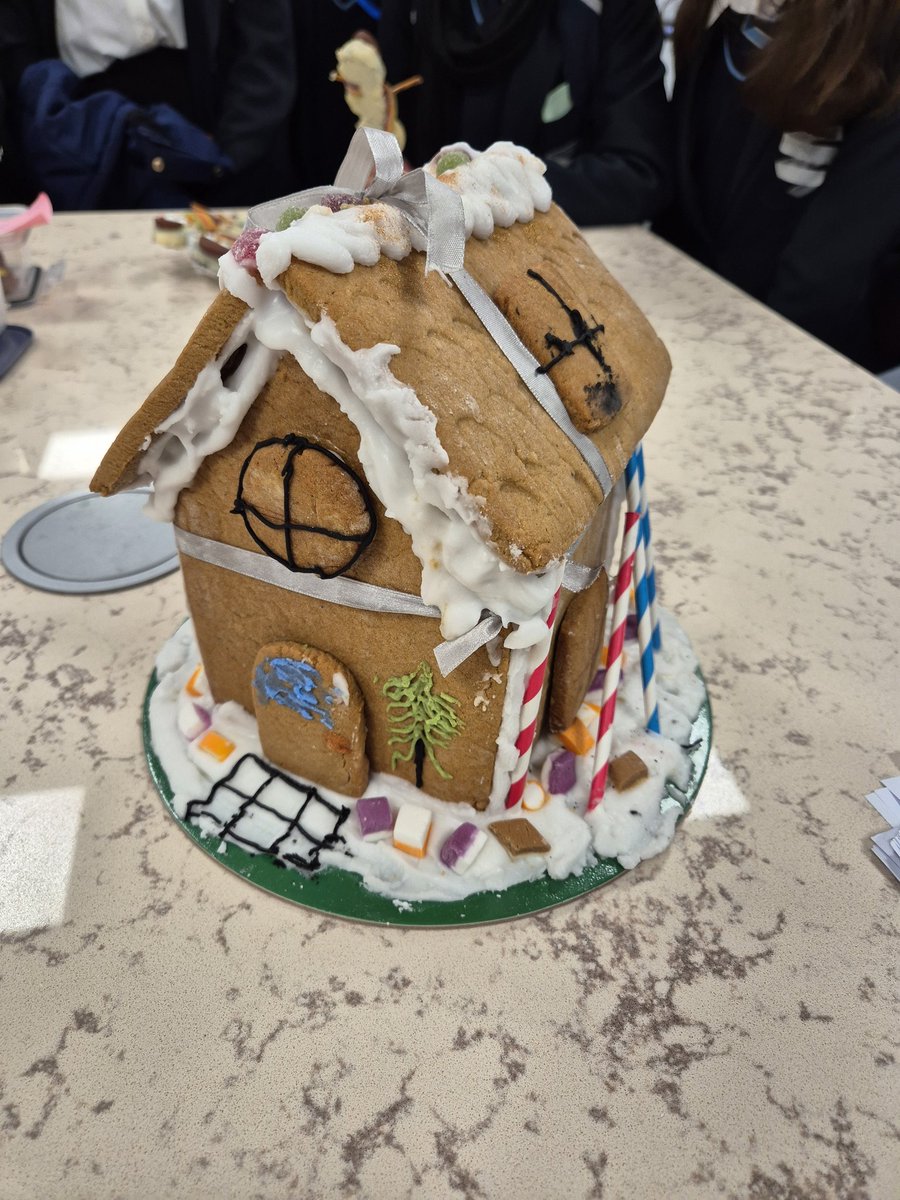 SwaFood's tweet image. Springwests Christmas Bake Off. Fabulous skills and creativity. Well done to everyone who participated and Jayden, Saishristi and Vihaan for the top prizes. @SpringwestA @SpringwestDT