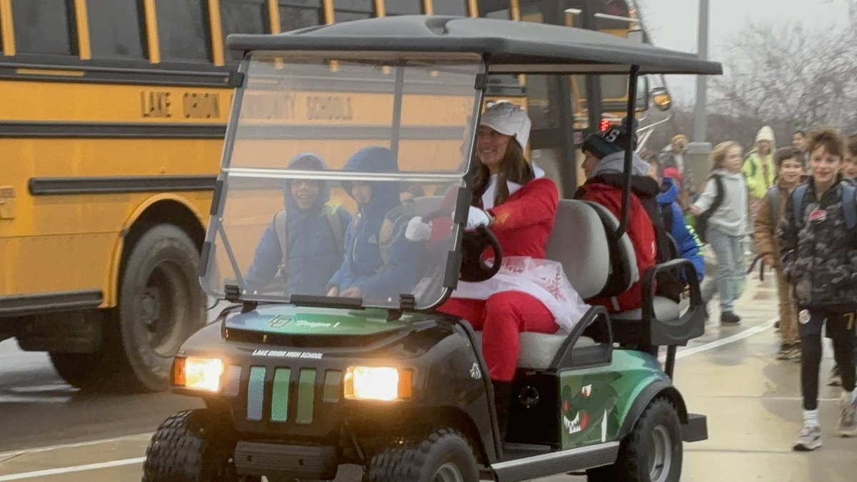 Lake Orion Community Schools (@lkorionschools) on Twitter photo A fun morning at <a href="/StadiumDriveLO/">Stadium Drive Elementary</a> as a costumed Ms. Hynes and the gingerbread character greeted the students upon arrival. #AlwaysLakeOrion A fun morning at <a href="/StadiumDriveLO/">Stadium Drive Elementary</a> as a costumed Ms. Hynes and the gingerbread character greeted the students upon arrival. #AlwaysLakeOrion