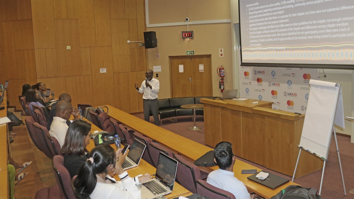 Center for International Stabilization & Recovery (@cisrjmu) on Twitter photo John Caulker, expert in community-led peace & development <a href="/fambultok/">Fambul Tok</a>🇸🇱 leading sessions in #SouthAfrica🇿🇦 for new #YALI Alumni Chapter leaders.
This work is part of an on-going partnership between CISR and <a href="/YALINetwork/">YALI Network</a> to build capacity of their #alumni chapter network. 🤝🌍 John Caulker, expert in community-led peace & development <a href="/fambultok/">Fambul Tok</a>🇸🇱 leading sessions in #SouthAfrica🇿🇦 for new #YALI Alumni Chapter leaders.
This work is part of an on-going partnership between CISR and <a href="/YALINetwork/">YALI Network</a> to build capacity of their #alumni chapter network. 🤝🌍