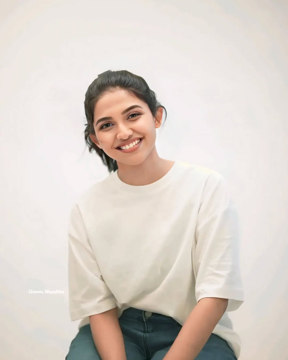 𝓜𝓲𝓬𝓱𝓪𝑒𝓵  tweet media