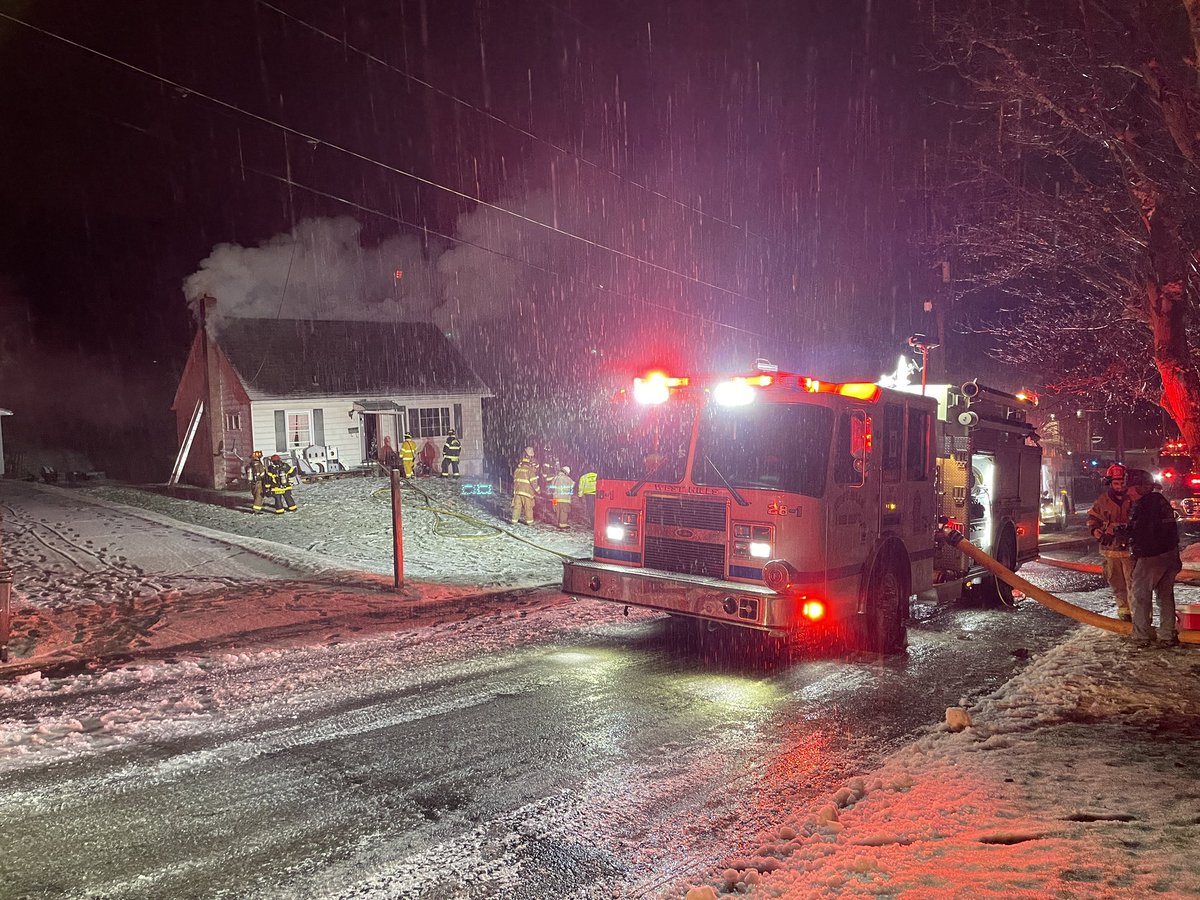 WestHillsRegFD's tweet photo. On 12/15 shortly before 11PM, The West Hills Regional Fire Department was dispatched on a first alarm assignment to assist the Southmont Volunteer Fire Company with a working house fire. The fire was declared under control within 15 minutes of first arriving units.

#WHRFD https://t.co/PB84cWMjDT