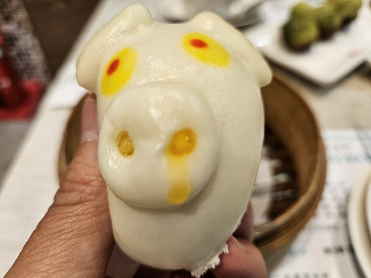 為情傷風  為愛感冒
有情世界裡的生命皆有愛
活在愛裡才會感到幸福
有人愛是緣分亦是福份
沒人愛就多愛自己一些
吹到冷風流鼻水不是對愛過敏
而是天氣真的冷了
善待自己
禦寒物品一樣都不能少……

#日常生活 #拾遺有感 #冬冷