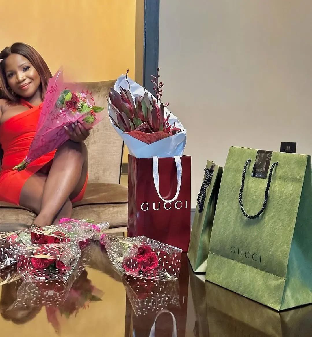 <a href="/Tsele_MK/">LimpopoHun❤️💚</a> Most SA artist are hypocrites, they want to be supported like we support international artist… at the same time they buy international brands like Gucci when we have a lot of locally produced clothing brands.