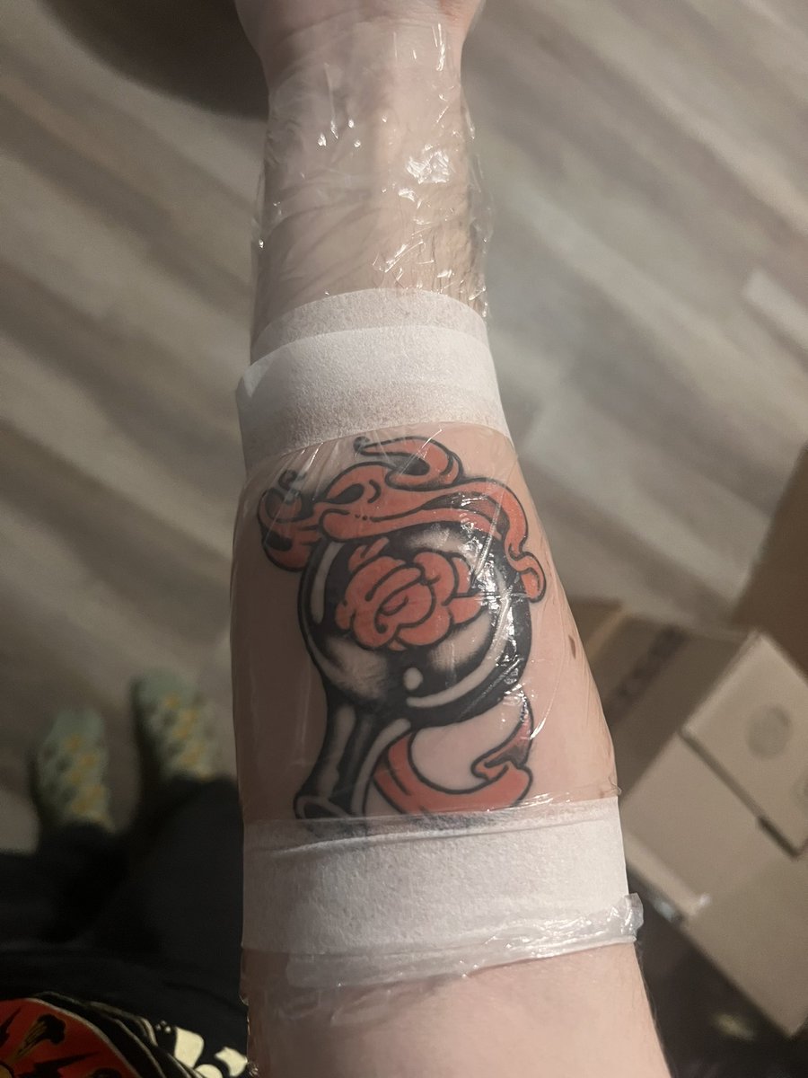 oliique's tweet photo. me &amp; my partner’s limbus tattoos… can u tell we Really like faust &amp; hong lu… 🩷🩵 https://t.co/sXTq5i72qD