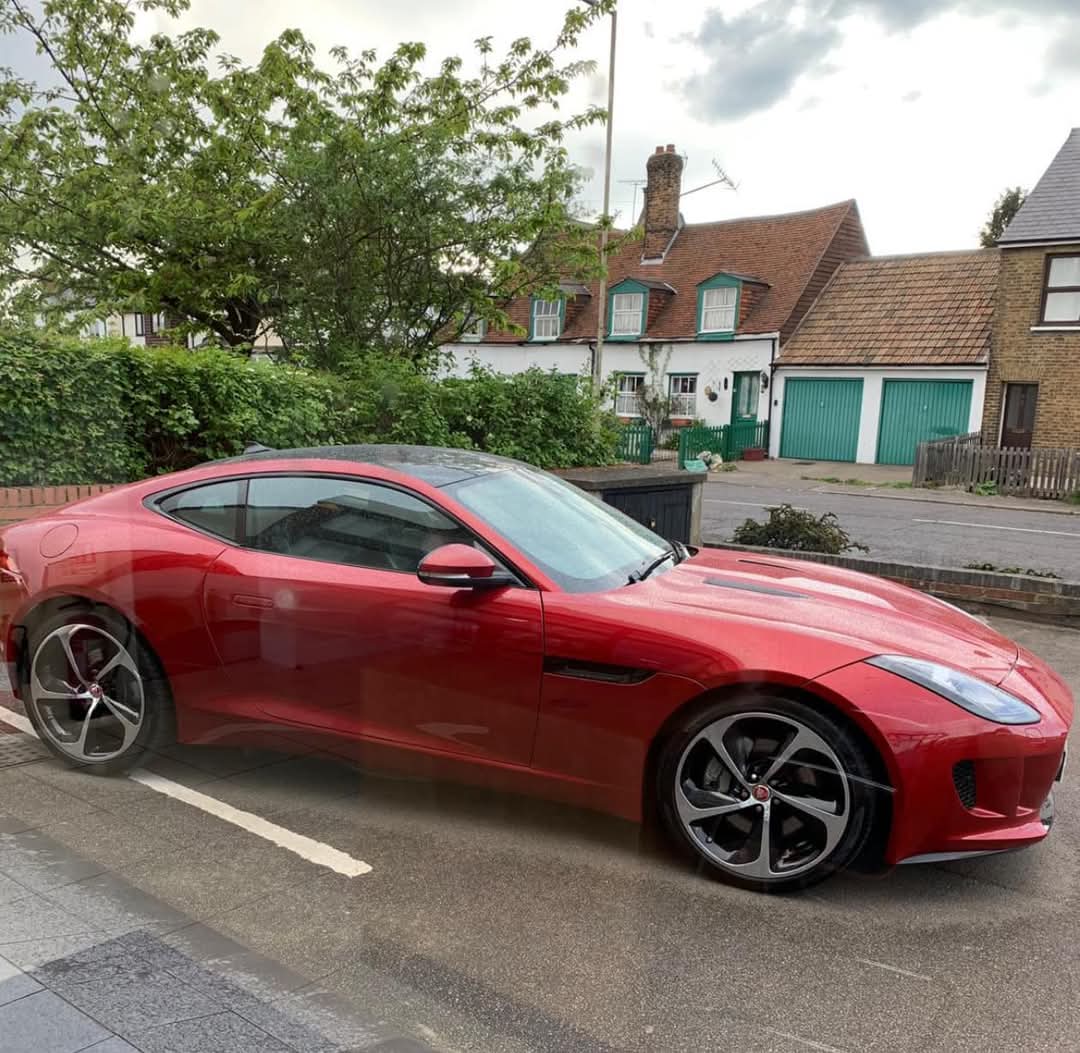 essex_crime's tweet photo. Stolen Car Burnthouse lane Ingatestone red Jaguar 
Reg: RC7 975
15th December 2024

incident EP-20241215-1157.

Any information contact police on 101
@EP_SVIU @EPRoadsPolicing @EPRural @EPThurrock @EssexPoliceUK @metpoliceuk @UKBountyhunter https://t.co/GevvQcCVfj