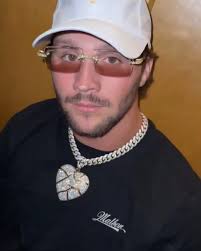 mikemikemac's tweet image. Bills                                     Sabres
social media                   social media 
team                                   team