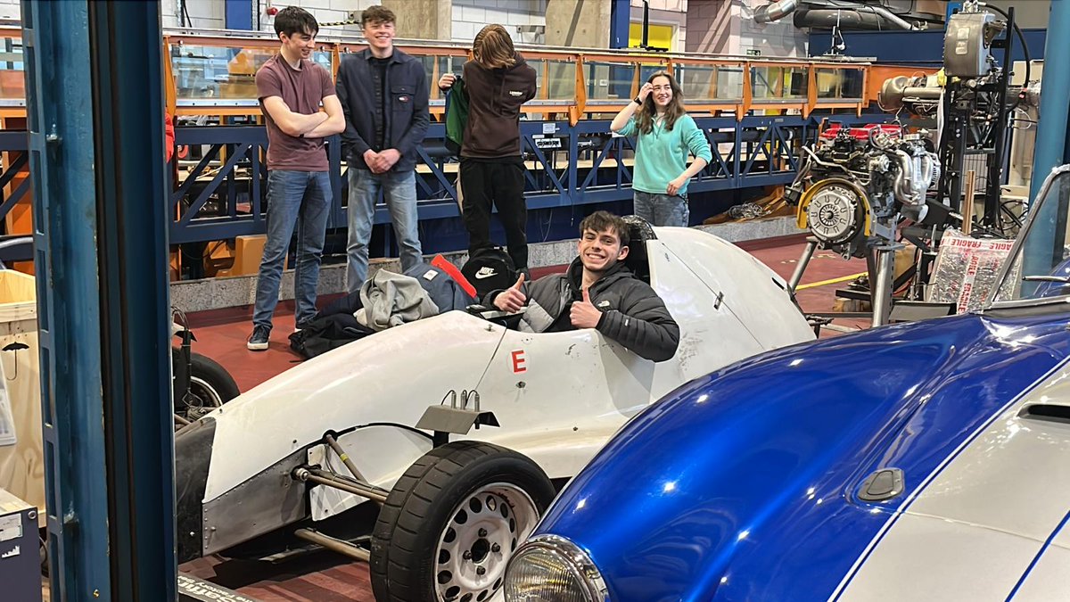 St Matthew's Science tweet media