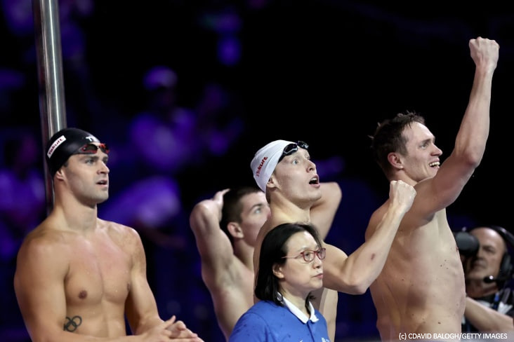 Russia's tweet photo. 🔥 Russian swimmers set the new #WorldRecord at @WorldAquatics Championships #Budapest2024 🏊♂️
🇷🇺 Miron #Lifintsev, Kirill #Prigoda, Andrei #Minakov, Egor #Kornev won the men's 4x100m medley relay finals in a spectacular fassion!
💪Simply the best! Congrats, lads! Proud of you! https://t.co/vPL5yvqLWt