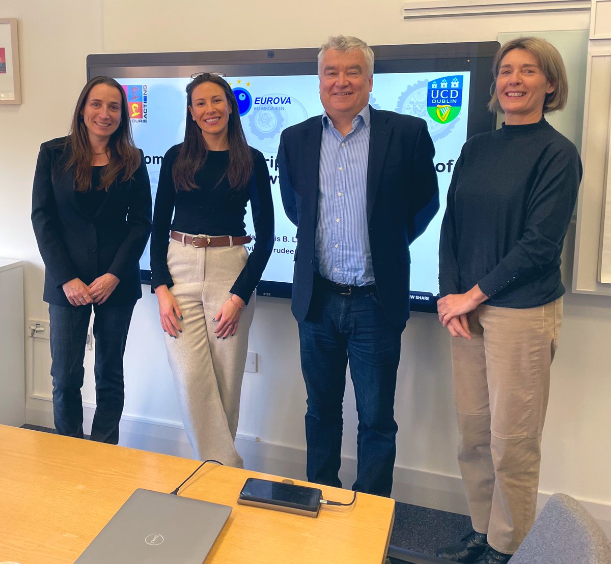 Lais Latorraca tweet media