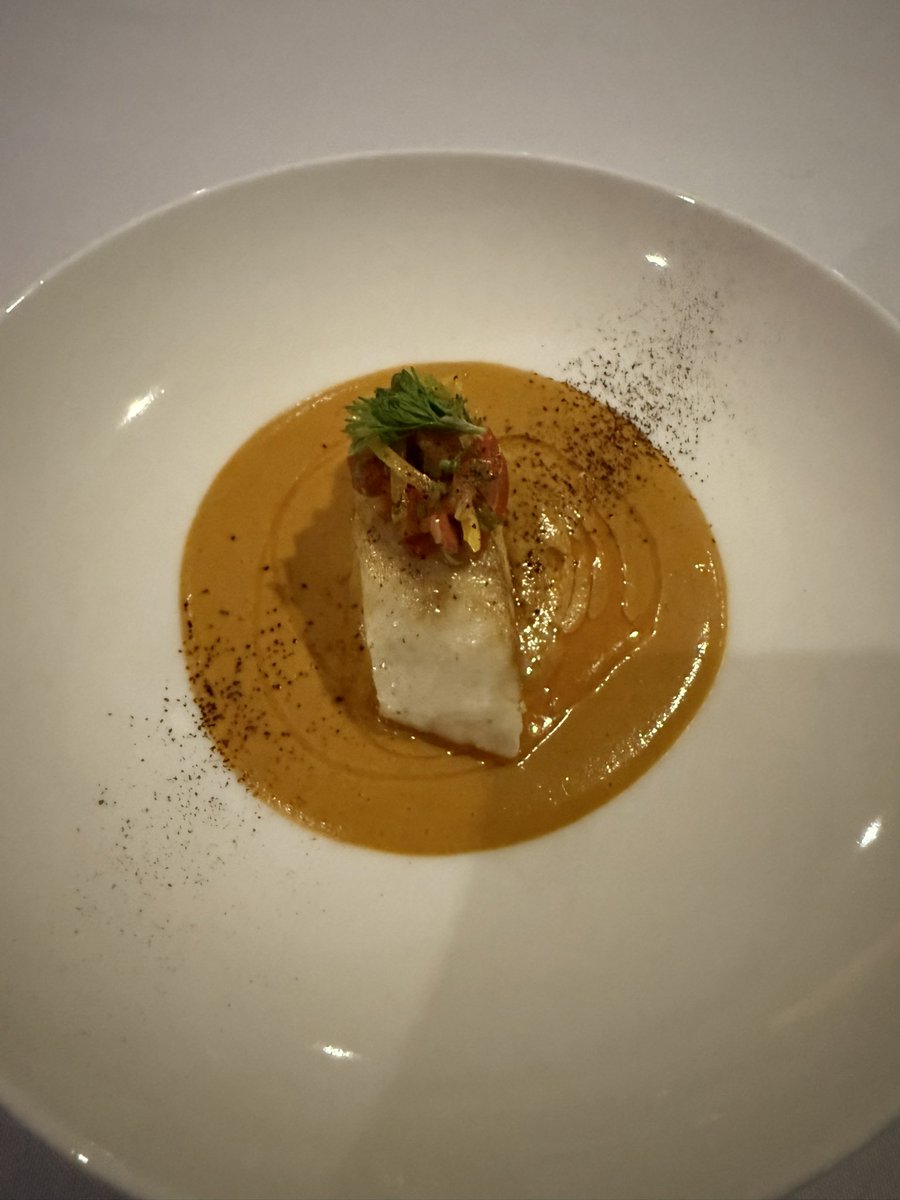 𝓛𝓾𝓪 tweet media