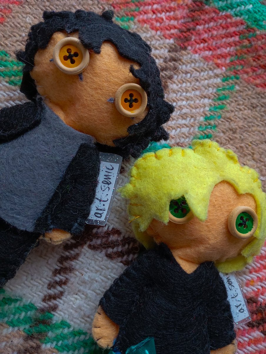 ArtsenicP's tweet photo. 🖤 Akira Fudo (Devilman Crybaby) 💛 Ash Lynx (Banana Fish)

💛🖤💛

• 110% Handmade Puppets 🍀 
• about 11/13cm
• PVC glitter tag
• ON SALE! 🌟 https://t.co/NHpreCGObg