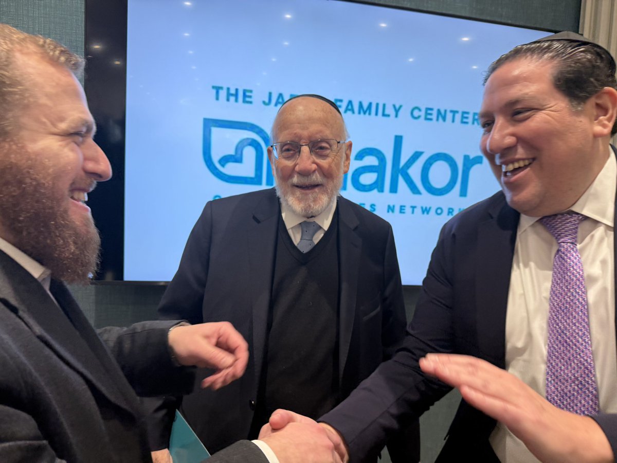 Avi Greenstein (@avi_greenstein) on Twitter photo A great CEO and a true mentch!
It was wonderful meeting Tzally Seewald, <a href="/MakorCSN/">Makor Care & Services Network</a>, at yesterday’s ribbon cutting for his stunning new headquarters. Mazel tov on this incredible milestone!” A great CEO and a true mentch!
It was wonderful meeting Tzally Seewald, <a href="/MakorCSN/">Makor Care & Services Network</a>, at yesterday’s ribbon cutting for his stunning new headquarters. Mazel tov on this incredible milestone!”