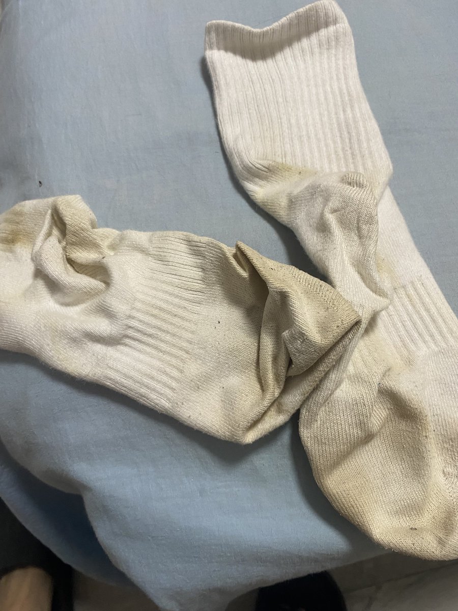 lulu166954's tweet photo. 傻逼，想被老子玩死吗？跪下来，把自己的小屌放老子脚边 https://t.co/rYNwaWT3wU