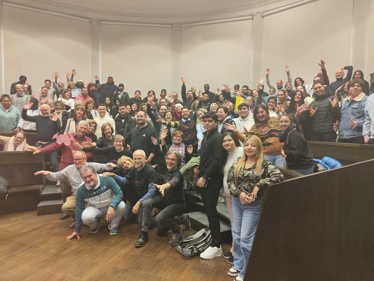 UCC unizar (@uccunizar) on Twitter photo Magnífica la actuación de hoy de 8 integrantes del grupo @Risarchers ante +de 100 alumn@s de 5 Centros de Educación de Adultos de Zaragoza
<a href="/unizar/">Universidad Zaragoza</a> <a href="/GobAragon/">Gobierno de Aragón</a> <a href="/zaragoza_es/">AyuntamientoZaragoza</a> <a href="/SoydeZaragoza/">Soy de Zaragoza</a>
<a href="/m_horno/">Mamen Horno Chéliz</a> <a href="/BlancaBauluz/">Blanca Bauluz</a> #PGisbert #MAsorey #JLSalazar #JPArantegui #FPueyo #FCorbalán 👏👏 Magnífica la actuación de hoy de 8 integrantes del grupo @Risarchers ante +de 100 alumn@s de 5 Centros de Educación de Adultos de Zaragoza
<a href="/unizar/">Universidad Zaragoza</a> <a href="/GobAragon/">Gobierno de Aragón</a> <a href="/zaragoza_es/">AyuntamientoZaragoza</a> <a href="/SoydeZaragoza/">Soy de Zaragoza</a>
<a href="/m_horno/">Mamen Horno Chéliz</a> <a href="/BlancaBauluz/">Blanca Bauluz</a> #PGisbert #MAsorey #JLSalazar #JPArantegui #FPueyo #FCorbalán 👏👏